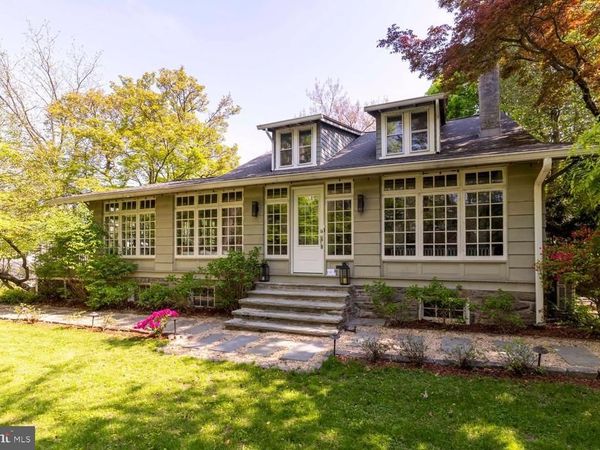 9343 STENTON AVENUE , GLENSIDE, PA 19038