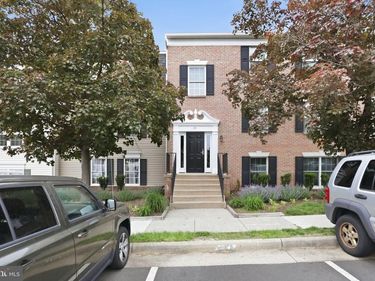 119 FORT EVANS ROAD SE, Unit B, LEESBURG, VA 20175