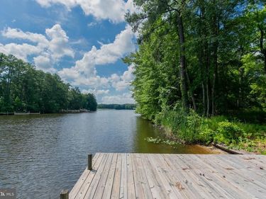 800 LAKE CAROLINE DRIVE , RUTHER GLEN, VA 22546