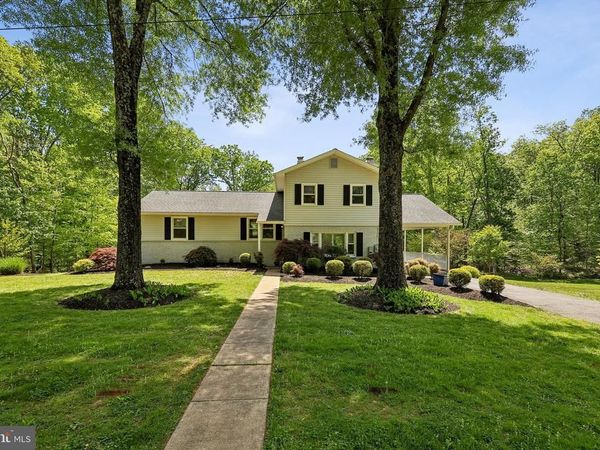 11341 CRESCENT DRIVE, FAIRFAX, VA 22030