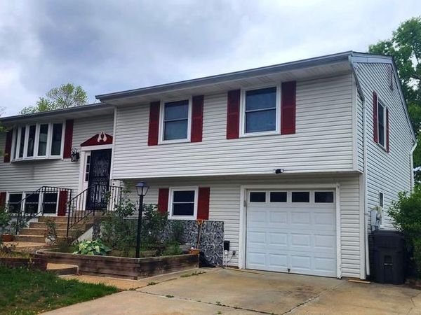 2716 PINEWOOD DRIVE, WALDORF, MD 20601