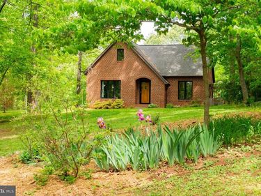 5060 RIDGEVIEW ROAD, REVA, VA 22735