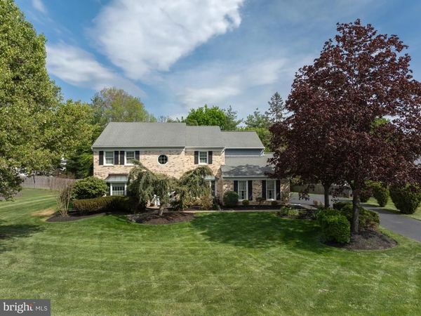 492 BRIGHTS LANE , BLUE BELL, PA 19422