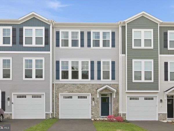 120 LEATHER FLOWER DRIVE, LAKE FREDERICK, VA 22630