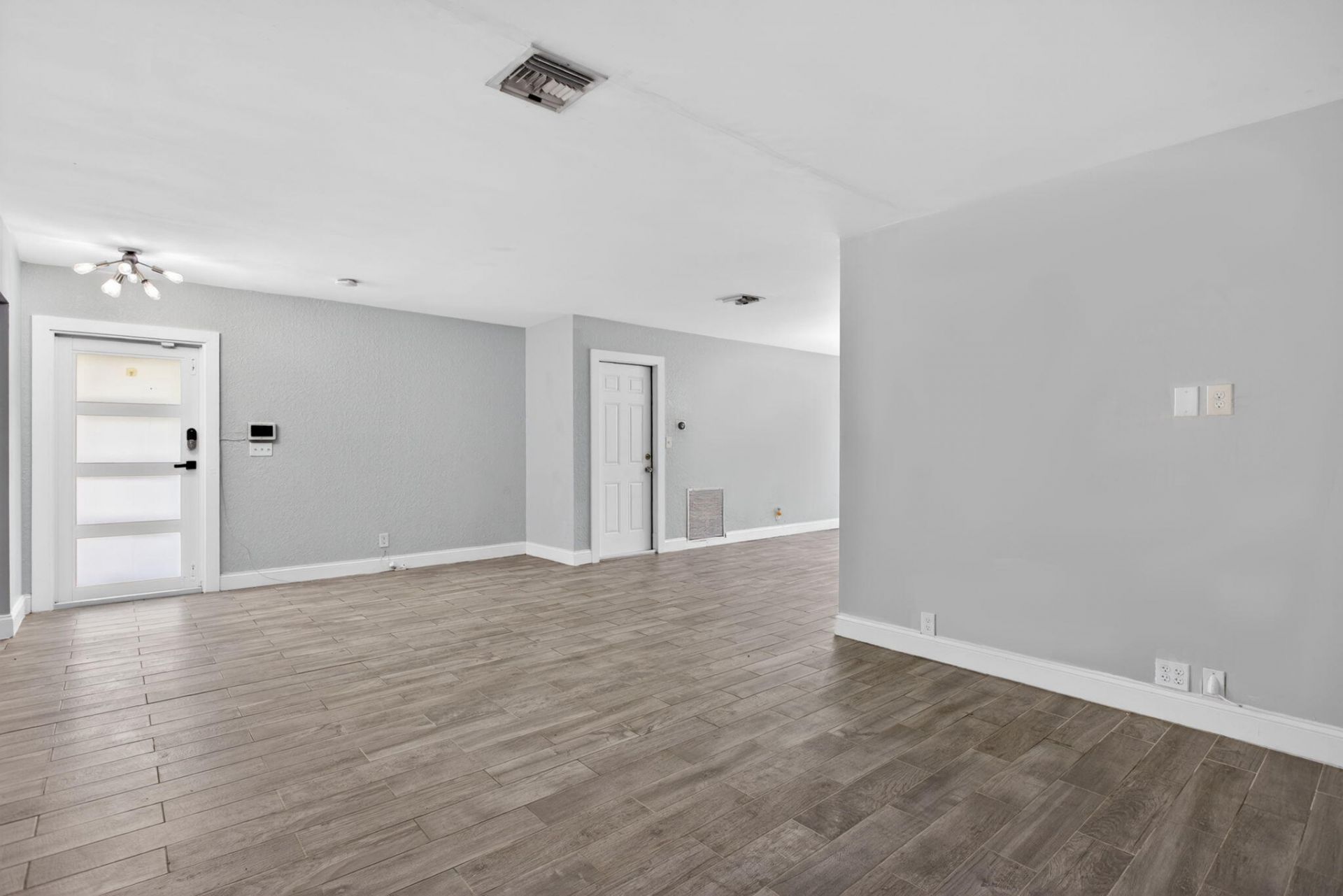 7504 NW 40th Place, Coral Springs, FL 33065 Photo