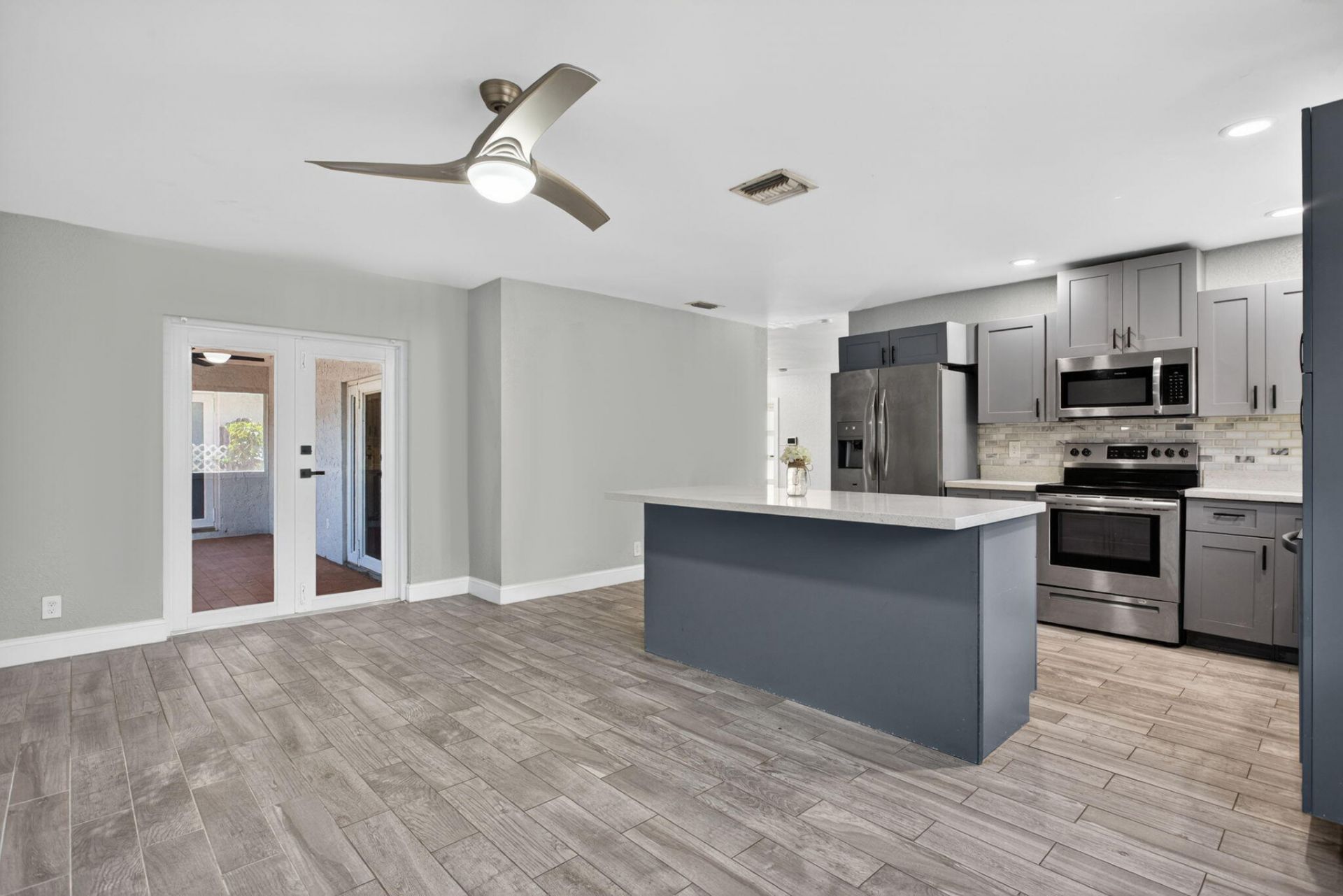 7504 NW 40th Place, Coral Springs, FL 33065 Photo