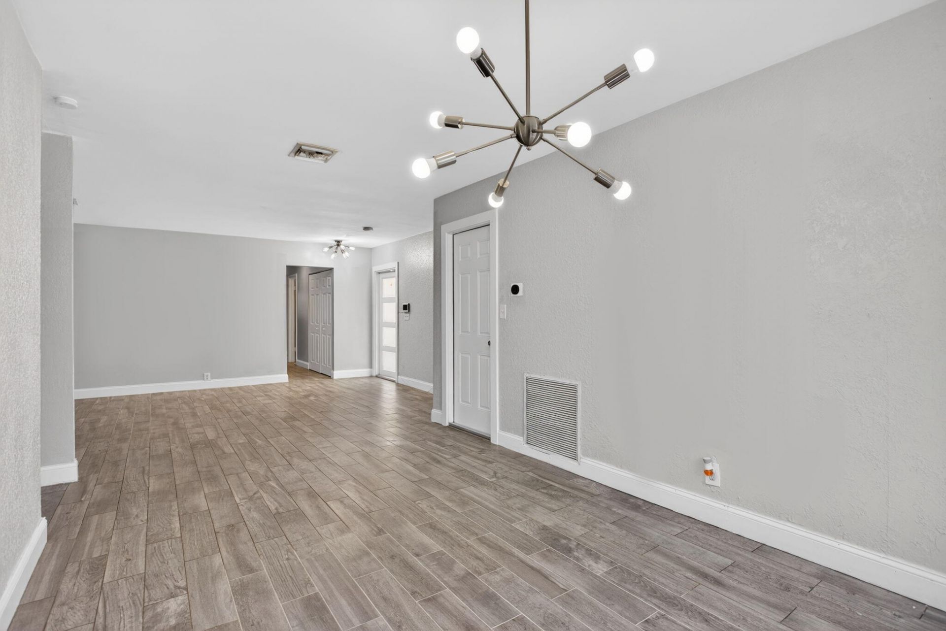 7504 NW 40th Place, Coral Springs, FL 33065 Photo