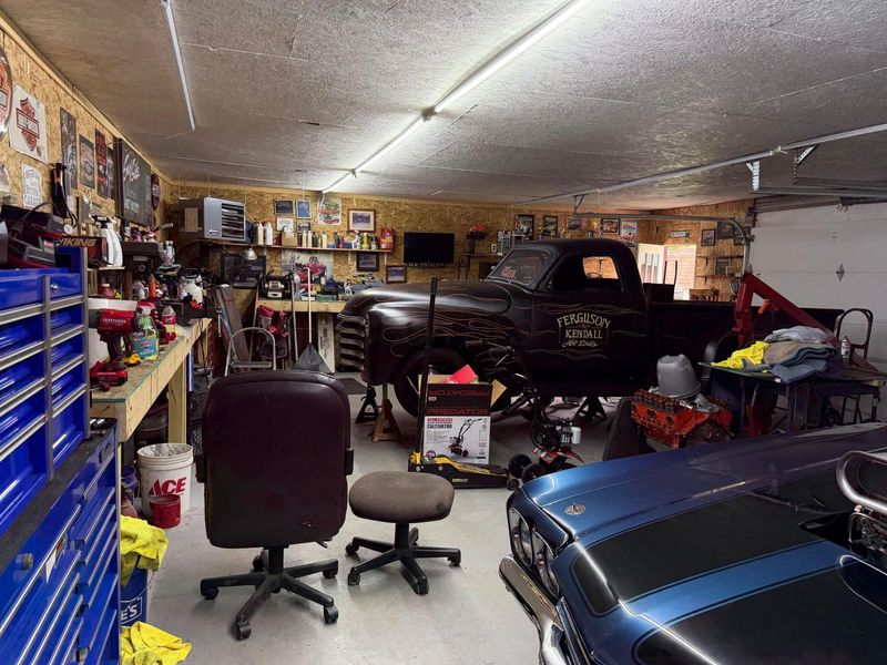 344 Greenacres Drive , Springfield, OH 45504 Photo 8