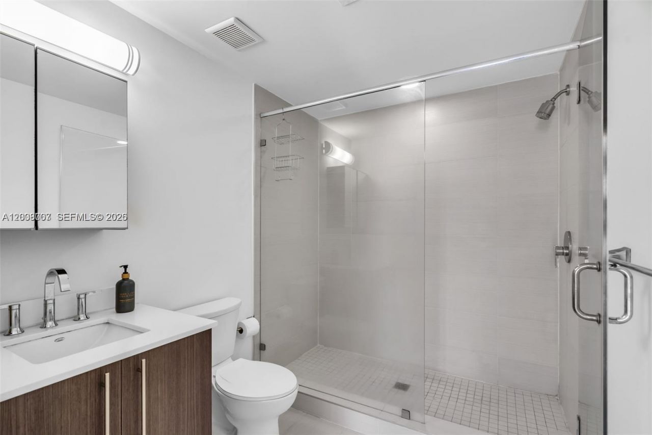 7825 NW 107th Ave , Unit 321, Doral, FL 33178 Photo