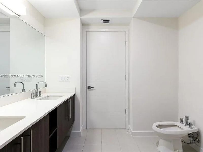 7825 NW 107th Ave , Unit 321, Doral, FL 33178 Photo