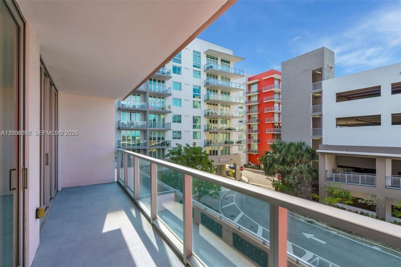 7825 NW 107th Ave , Unit 321, Doral, FL 33178 Photo
