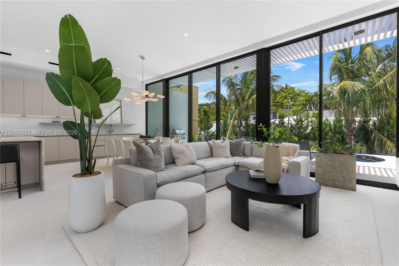 4504 Sheridan Ave , Miami Beach, FL 33140 Photo