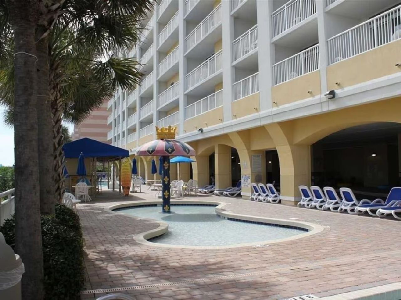2000 N Ocean Blvd. Photo 25