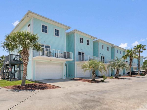 940 Sound Harbor Cir, Gulf Breeze, FL 32563