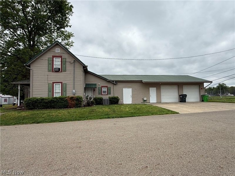 803 Kenilworth Avenue, Coshocton, OH 43812 Photo 4