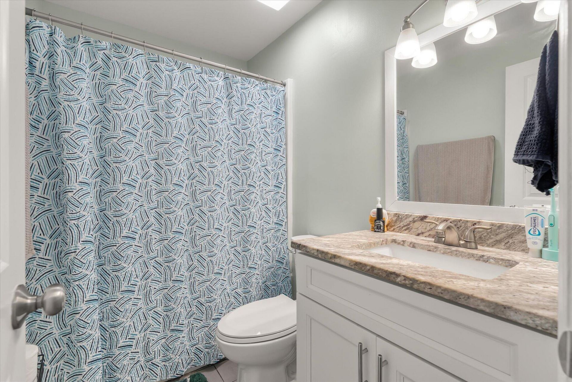 108 Lancer Drive Photo 23