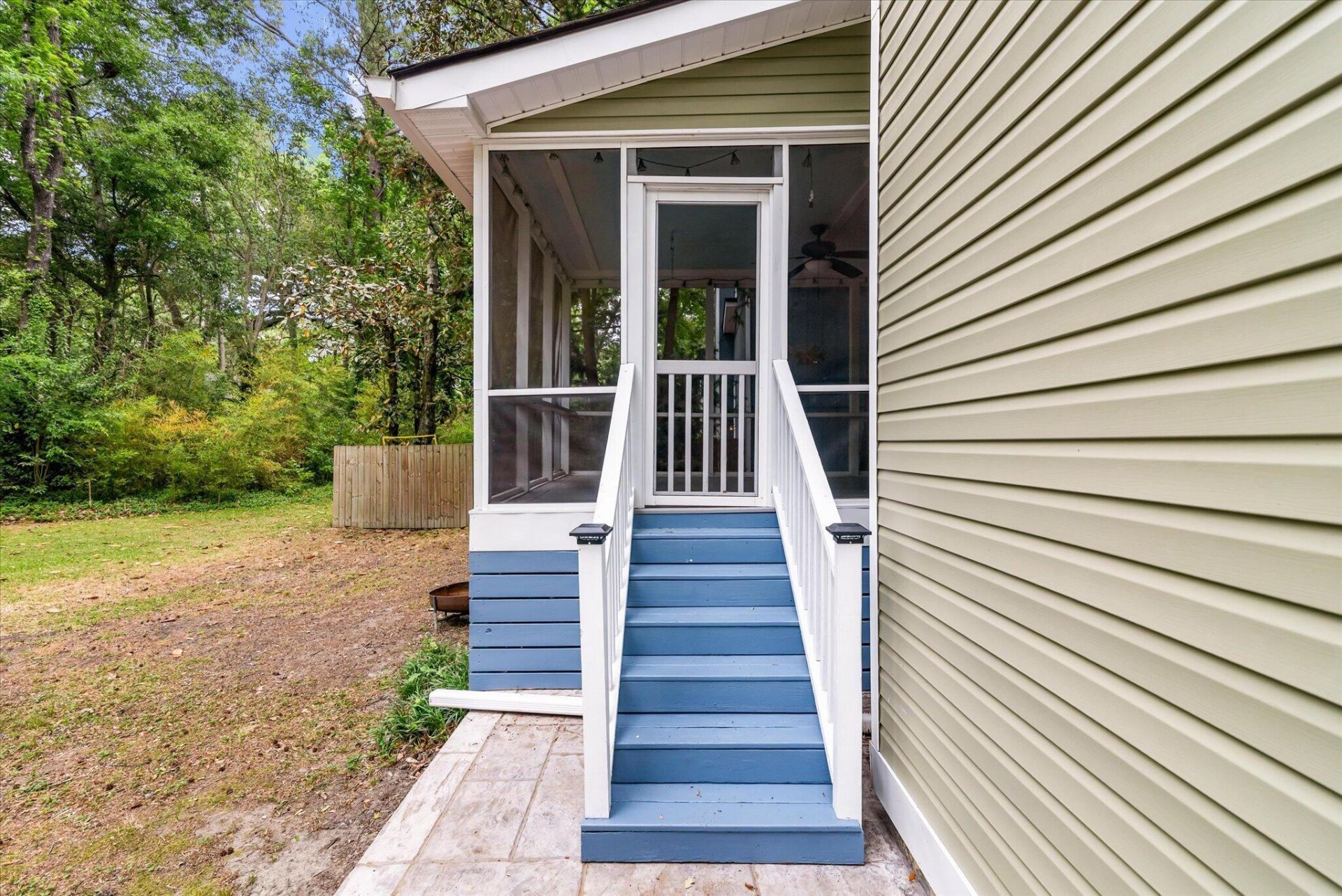 108 Lancer Drive Photo 27