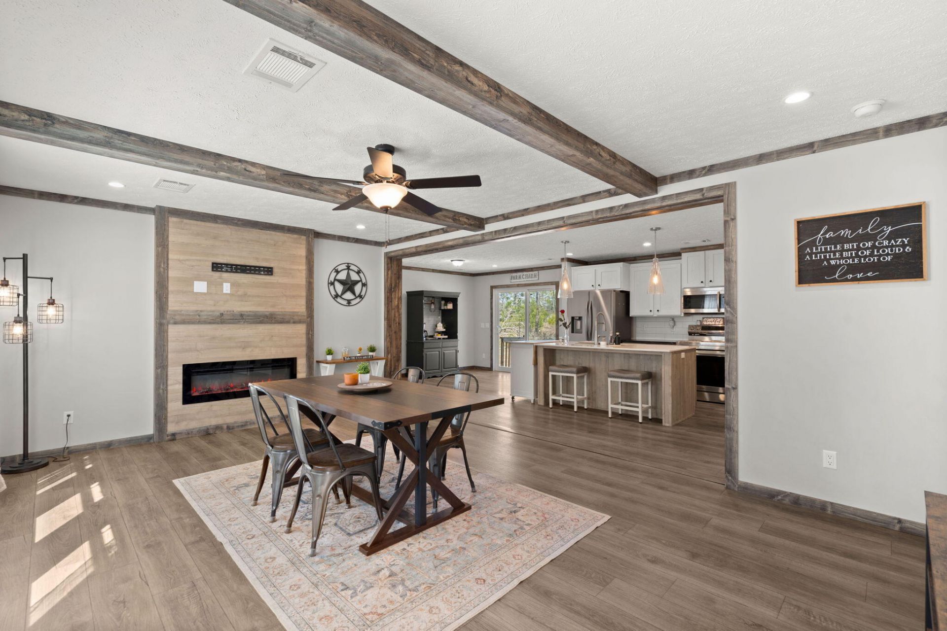 142 Beejay Lane Photo 6