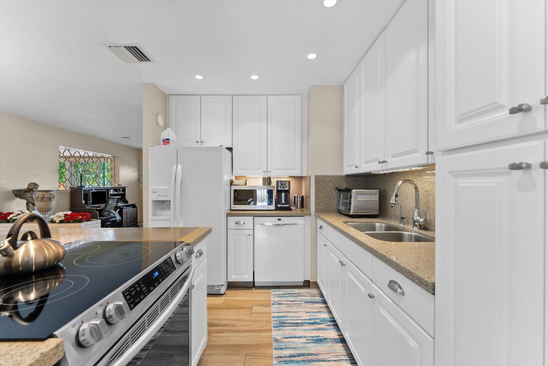 2625 NW 3rd Avenue, Wilton Manors, FL 33311 Photo