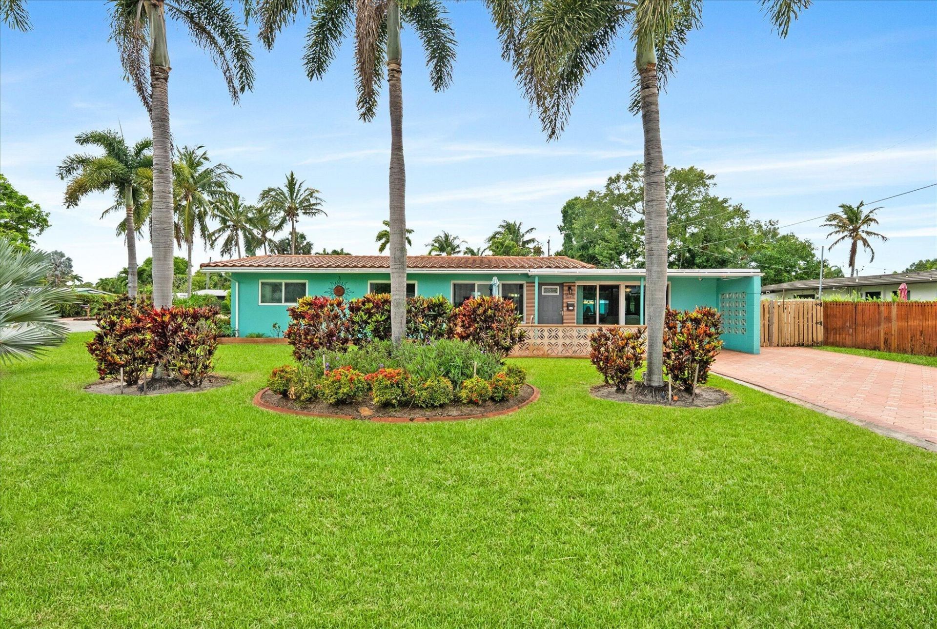 2625 NW 3rd Avenue, Wilton Manors, FL 33311 Photo