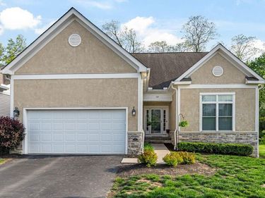 167 Creekside Green Drive, Gahanna, OH 43230