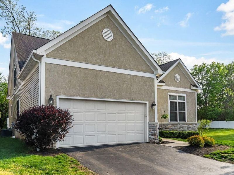 167 Creekside Green Drive, Gahanna, OH 43230 Photo 2