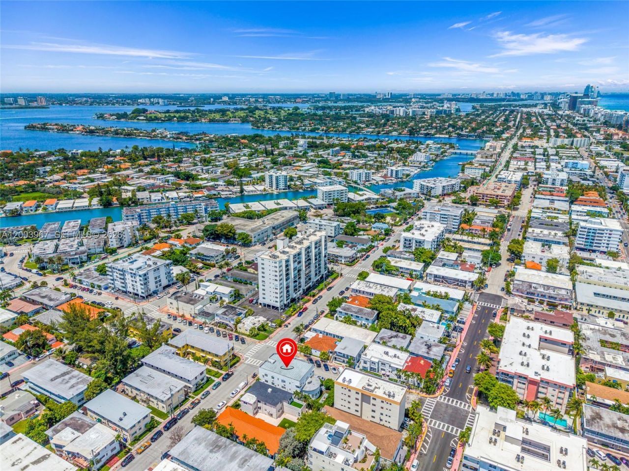 420 78th St, Miami Beach, FL 33141 Photo