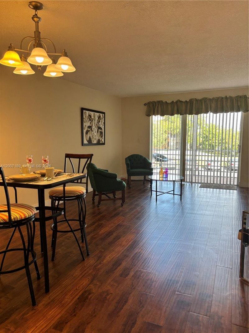 3000 E Sunrise Lakes Dr, Unit 202, Sunrise, FL 33322 Photo