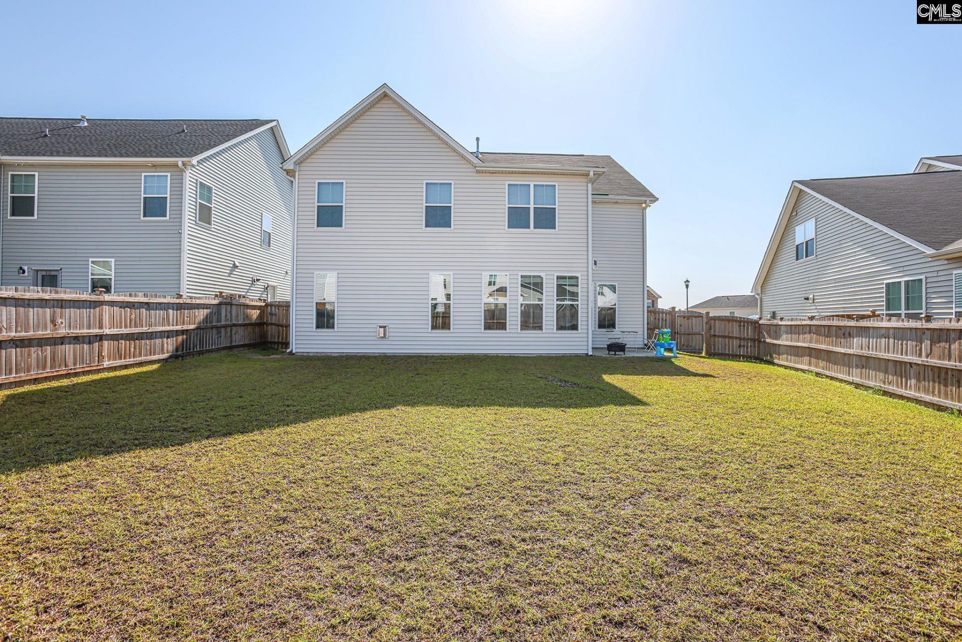 329 Underhill Drive  Photo 10