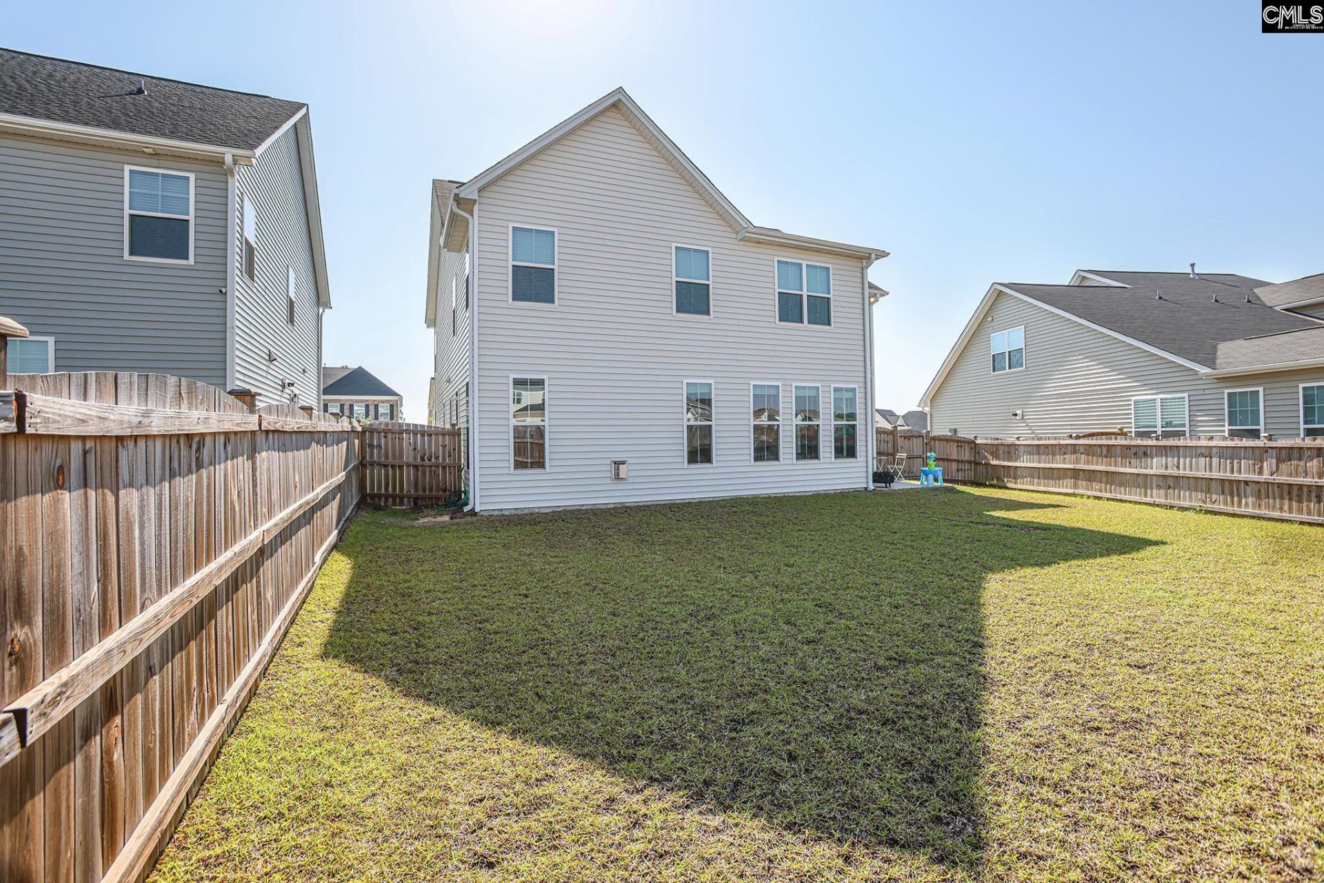 329 Underhill Drive  Photo 11