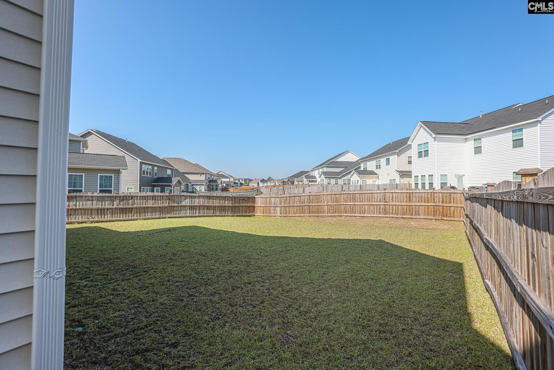 329 Underhill Drive  Photo 12