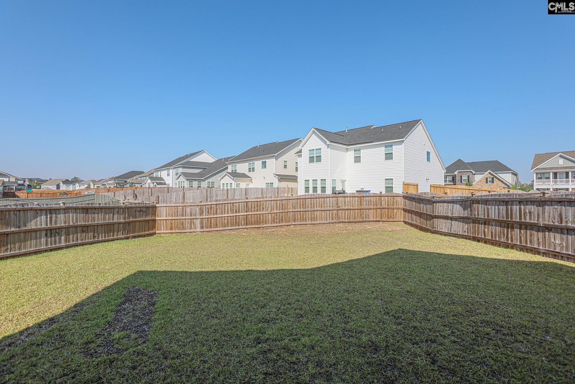 329 Underhill Drive  Photo 13