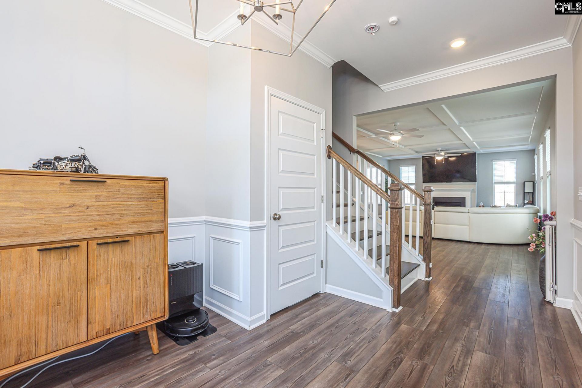 329 Underhill Drive  Photo 14