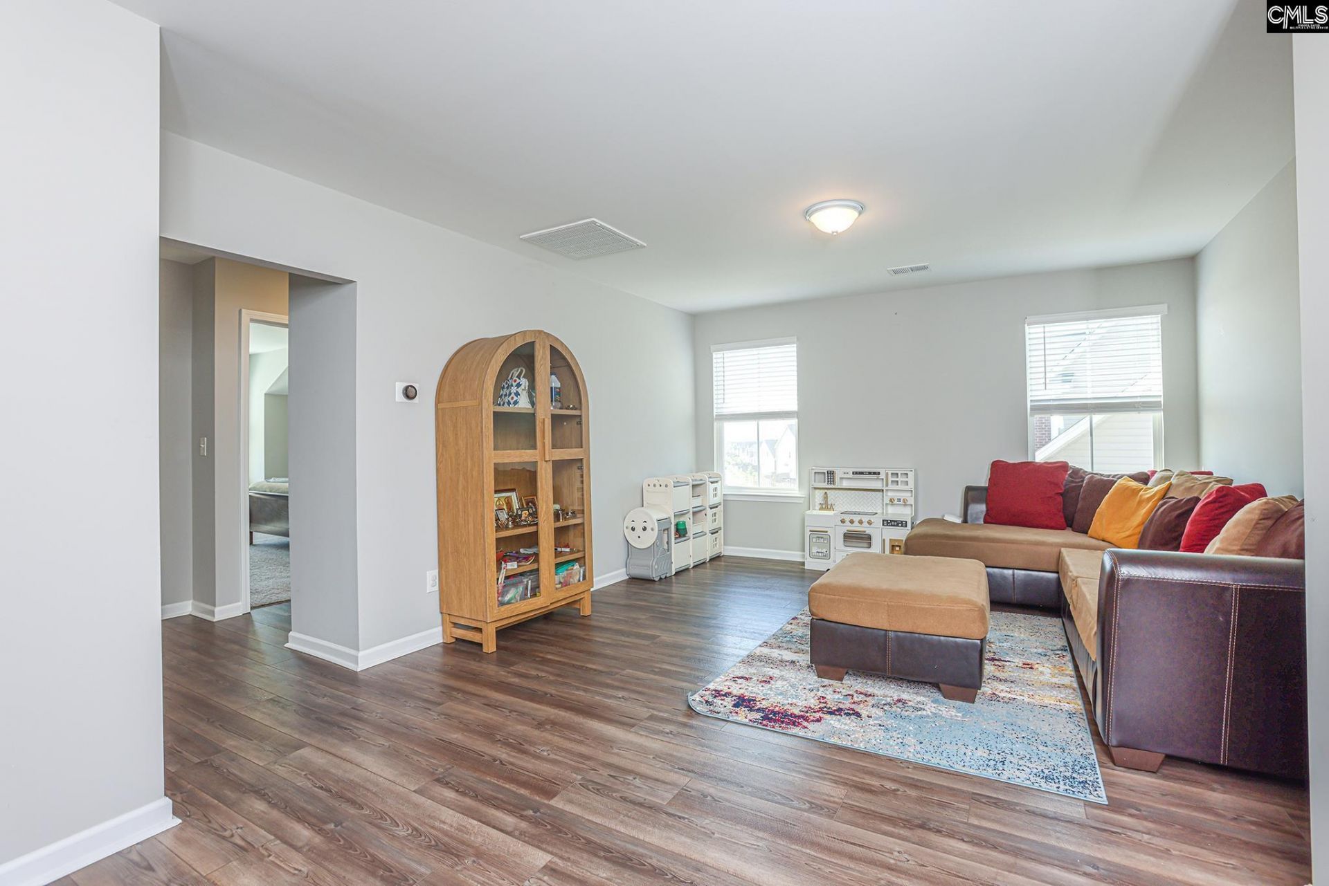 329 Underhill Drive  Photo 53