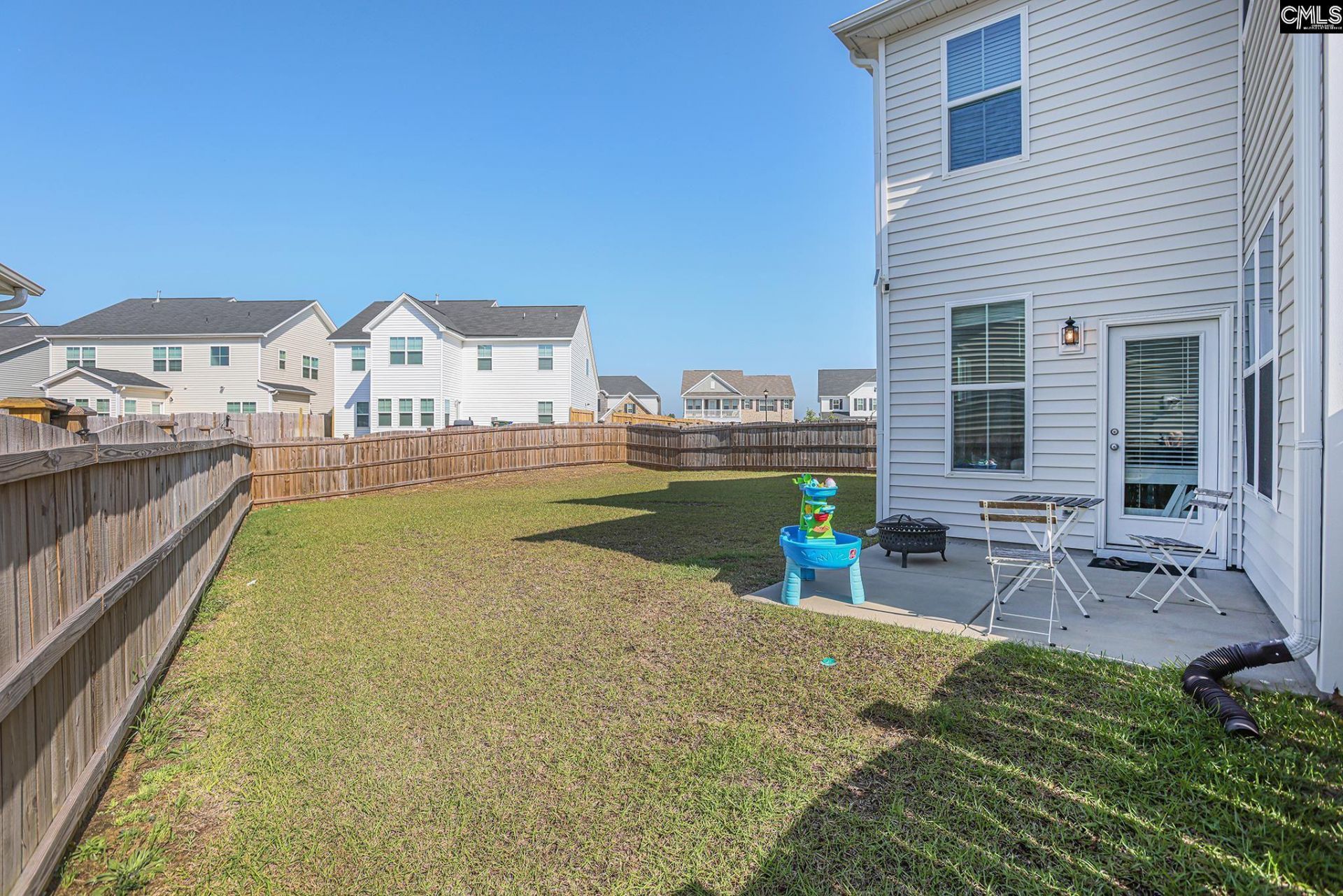 329 Underhill Drive  Photo 8