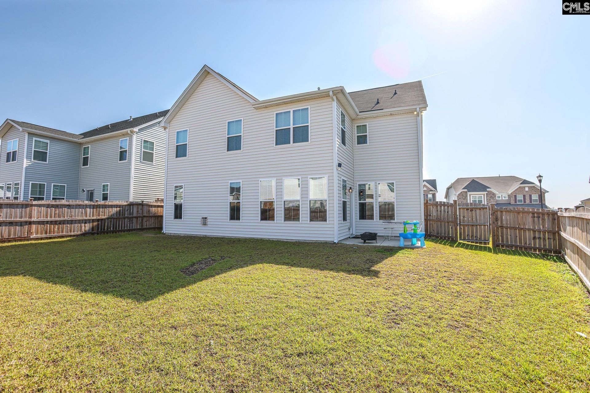 329 Underhill Drive  Photo 9