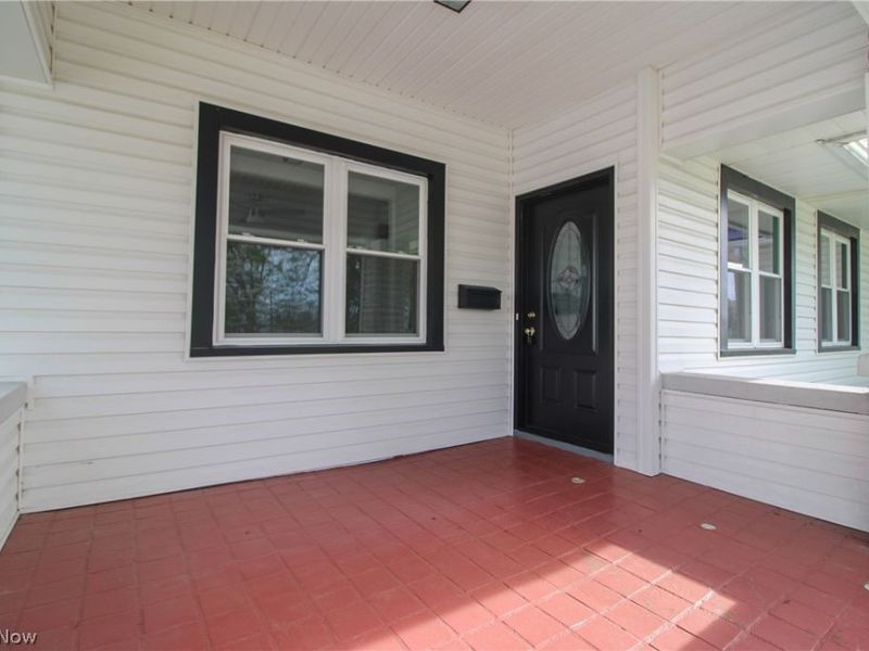 65 Duquesne Street, Columbiana, OH 44408 Photo 3