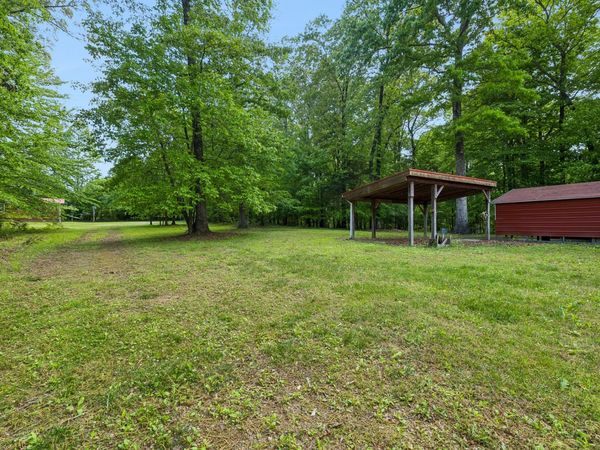 426 Schwartz Ln, Estill Springs, TN 37330