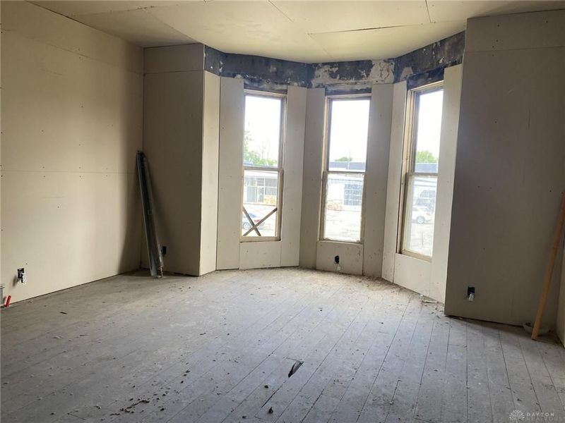 34 E Washington Street, Jamestown, OH 45335 Photo 3