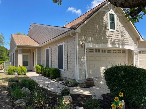 317 Essex LN, Georgetown, TX 78633