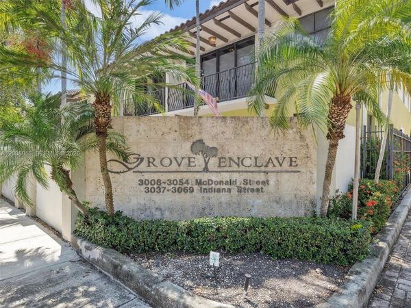 3054 Mcdonald St , Unit 8, Miami, FL 33133