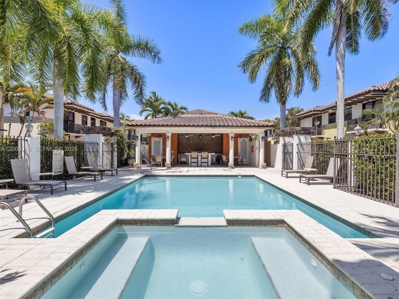 3054 Mcdonald St , Unit 8, Miami, FL 33133 Photo