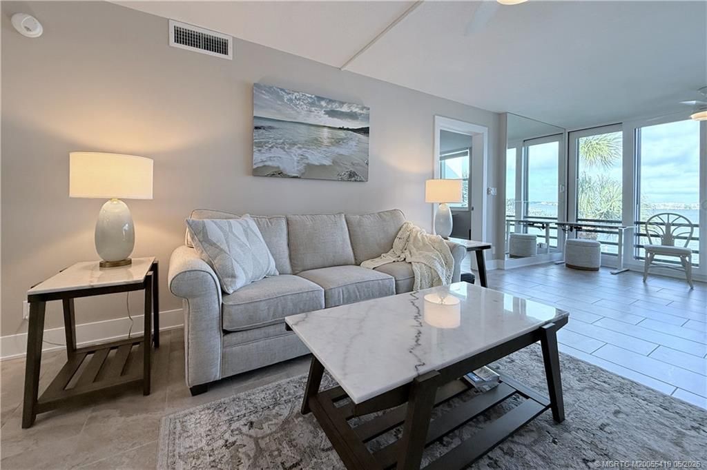 1950 SW Palm City Road, Unit 14-305, Stuart, FL 34994 Photo