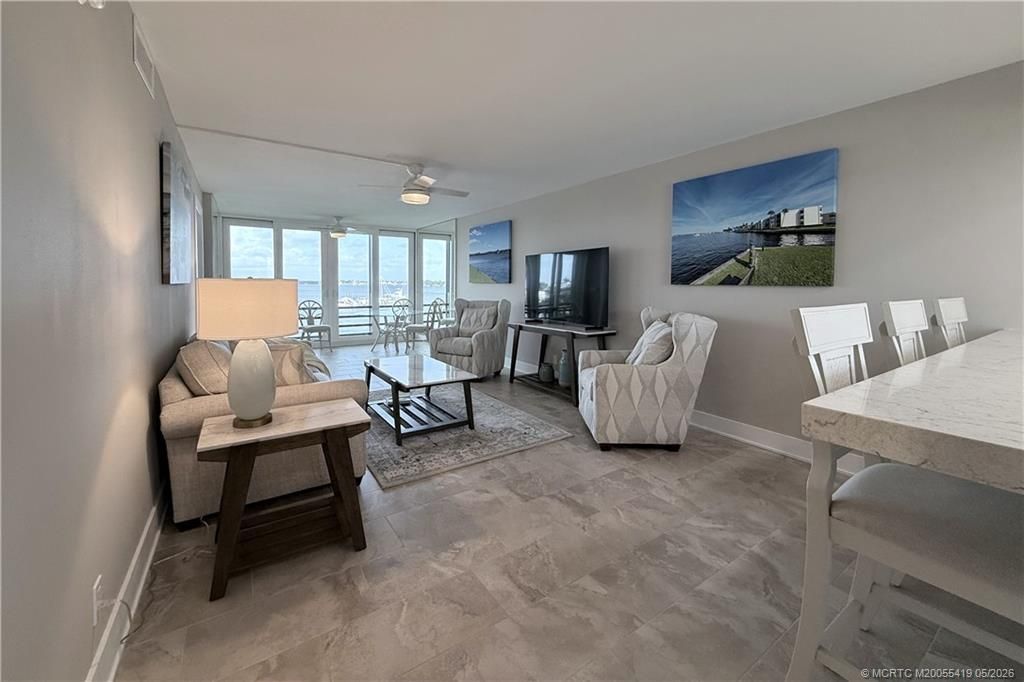 1950 SW Palm City Road, Unit 14-305, Stuart, FL 34994 Photo