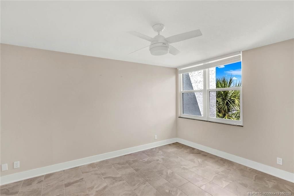 1950 SW Palm City Road, Unit 14-305, Stuart, FL 34994 Photo