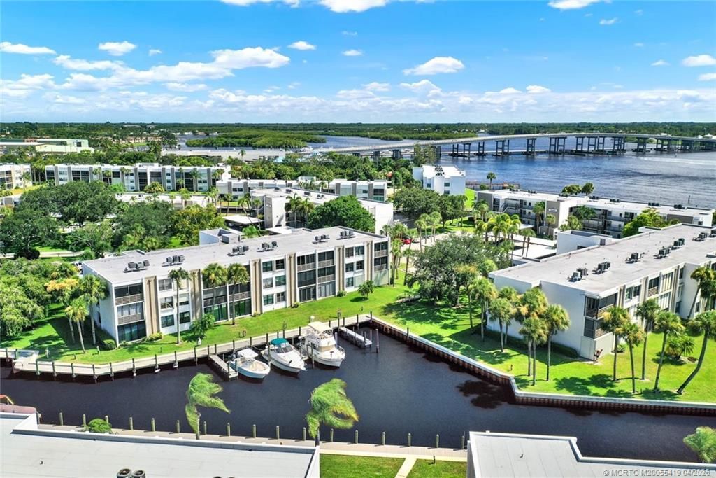 1950 SW Palm City Road, Unit 14-305, Stuart, FL 34994 Photo
