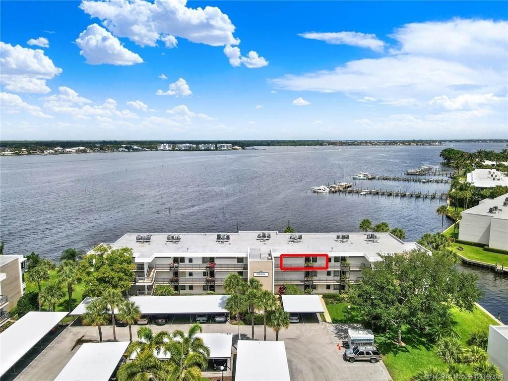 1950 SW Palm City Road, Unit 14-305, Stuart, FL 34994 Photo