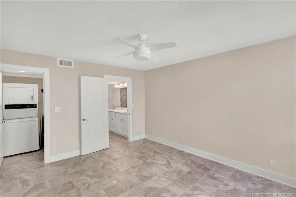 1950 SW Palm City Road, Unit 14-305, Stuart, FL 34994 Photo