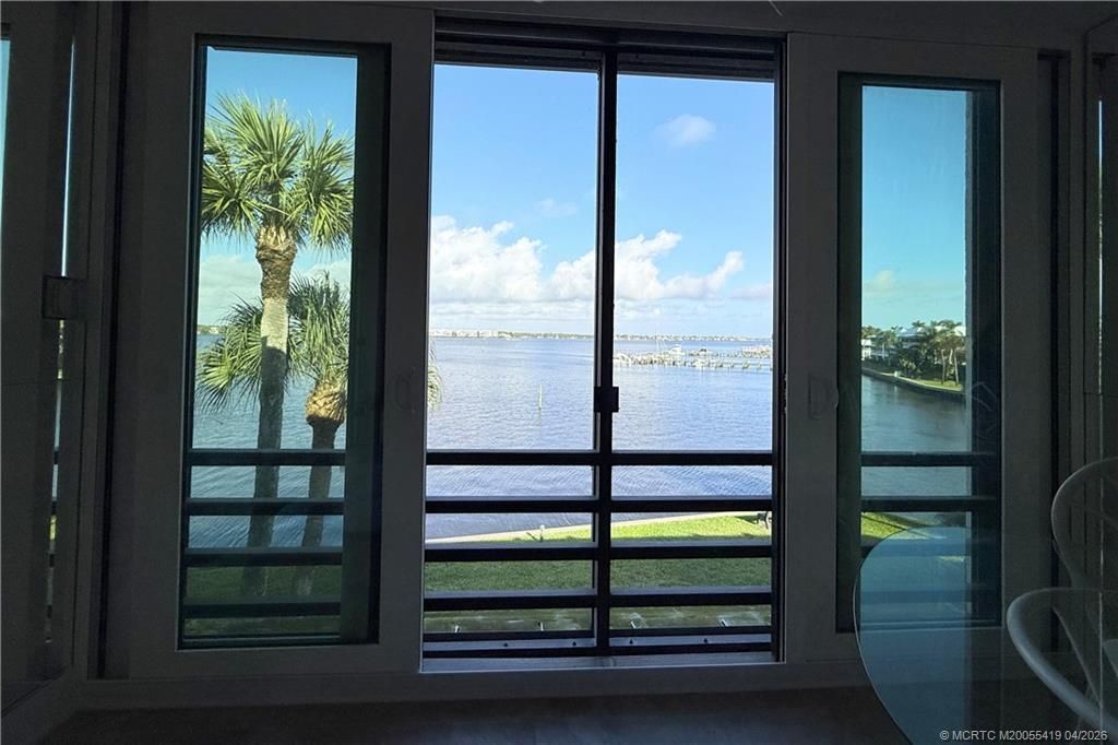 1950 SW Palm City Road, Unit 14-305, Stuart, FL 34994 Photo