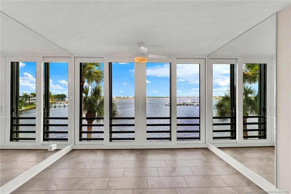 1950 SW Palm City Road, Unit 14-305, Stuart, FL 34994 Photo